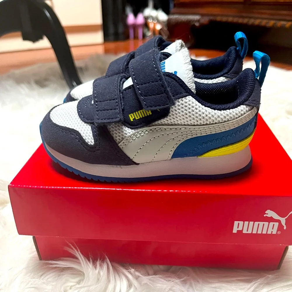Shoes - Picture 1 of 7